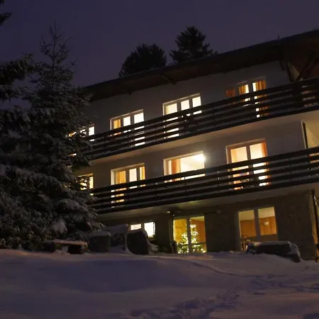 Aparthotel Marant 3*